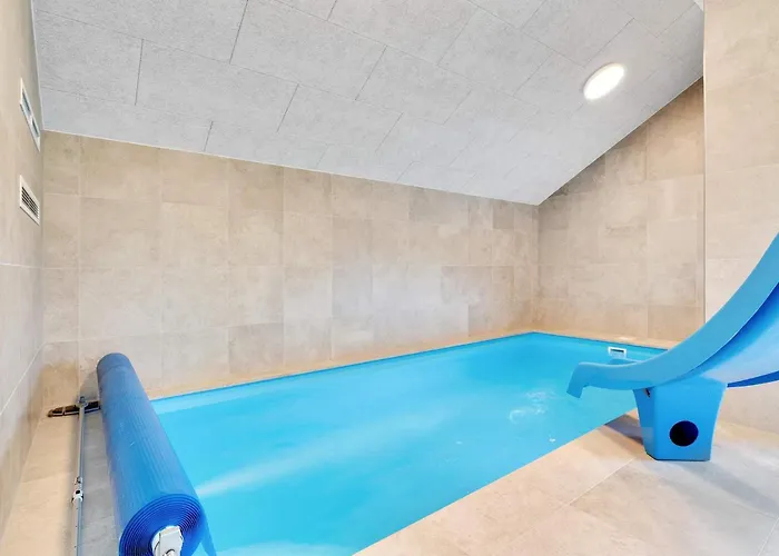 Holiday home 5 Star In