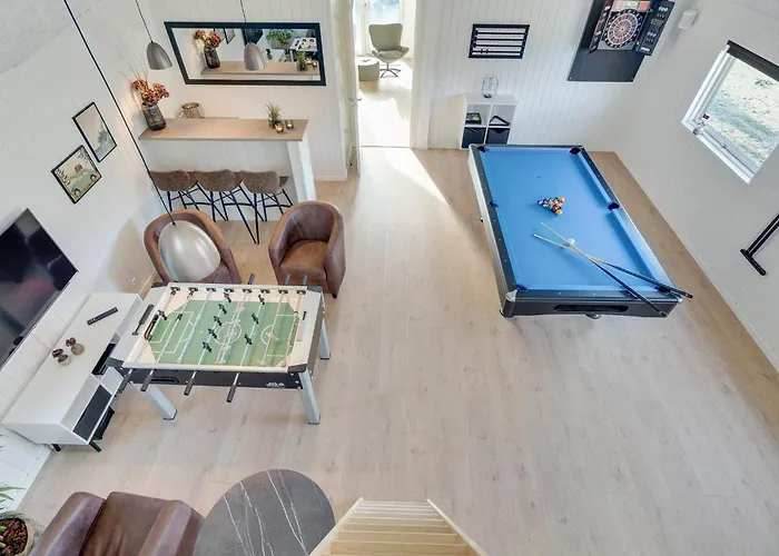 Holiday home 5 Star In *